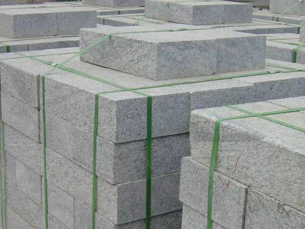 芝麻黑與芝麻灰花崗巖 從礦山到裝飾，詳解生產(chǎn)加工廠家分類(lèi)